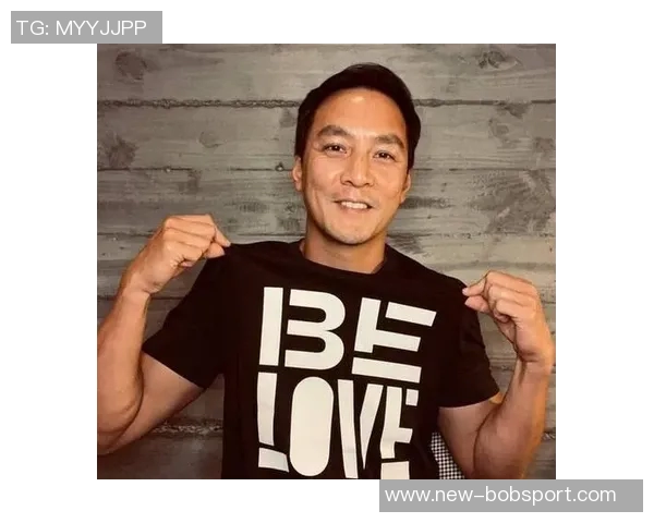 米兰官博晒照欢迎特别嘉宾吴彦祖引发吧友热议 米兰官博晒照欢迎特别嘉宾吴彦祖引发吧友热议