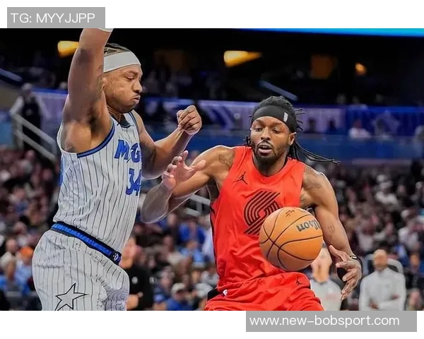 开拓者对阵魔术半场结束杨瀚森连续第五场未能登场