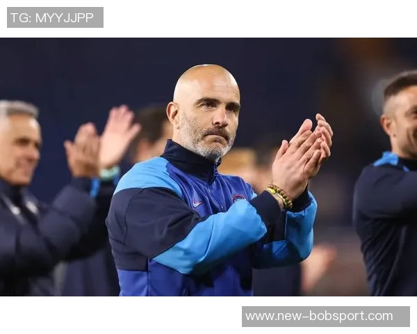 马雷斯卡激情庆祝引发车迷热爱让人回忆起穆帅的辉煌时刻